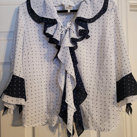 Elegant Navy And White Ruffle Blouse - Picture 4 of 9